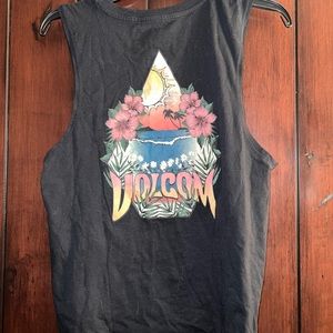 Volcom surfer tank